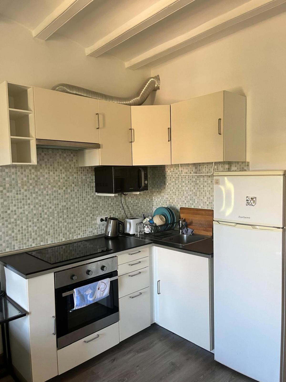 La Rambla Apartment - Barcelona — Photos 1